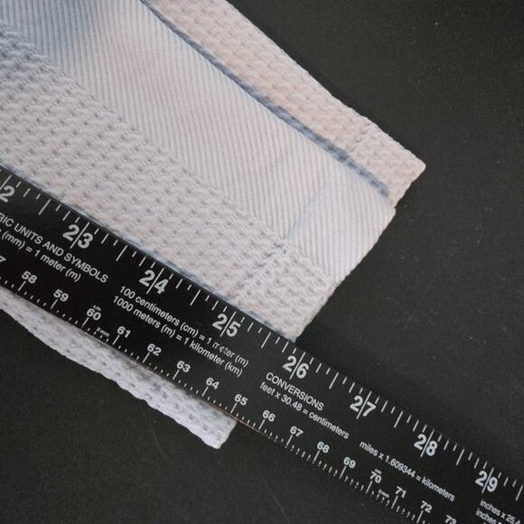 All In Motion Women's Textured Seamless High Rise Active Leggings Size Small - Picture 10 of 10